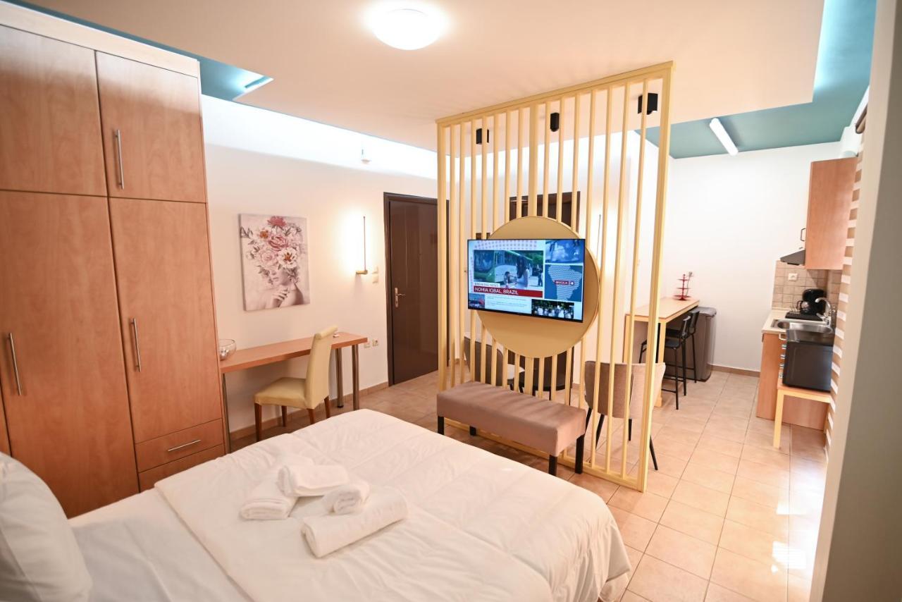 The Whole Packet C3 Center With Parking Apartment Larissa Ngoại thất bức ảnh
